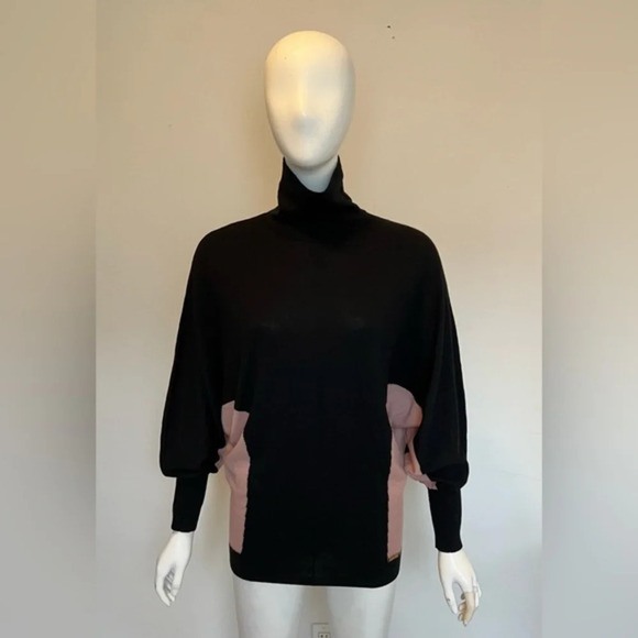 WHO IS WHO Italy Color block Black & Pink Bath Sleeve Wool Blend SWEATER M NWOT - Picture 1 of 11